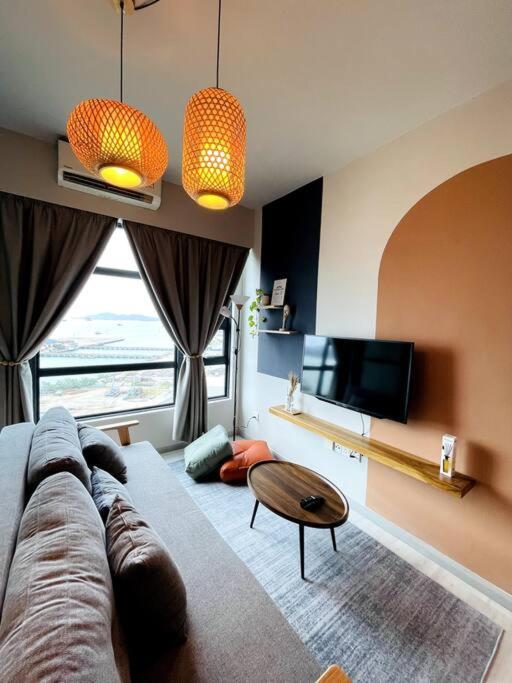 Jesselton Quay - Suite 1 By Staycation Suites Kk Kota Kinabalu Luaran gambar