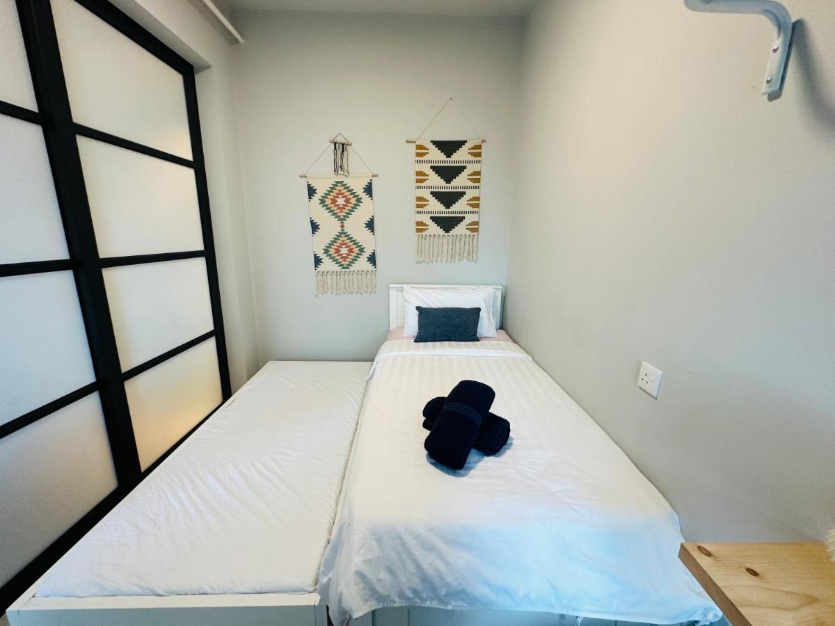 Jesselton Quay - Suite 1 By Staycation Suites Kk Kota Kinabalu Luaran gambar