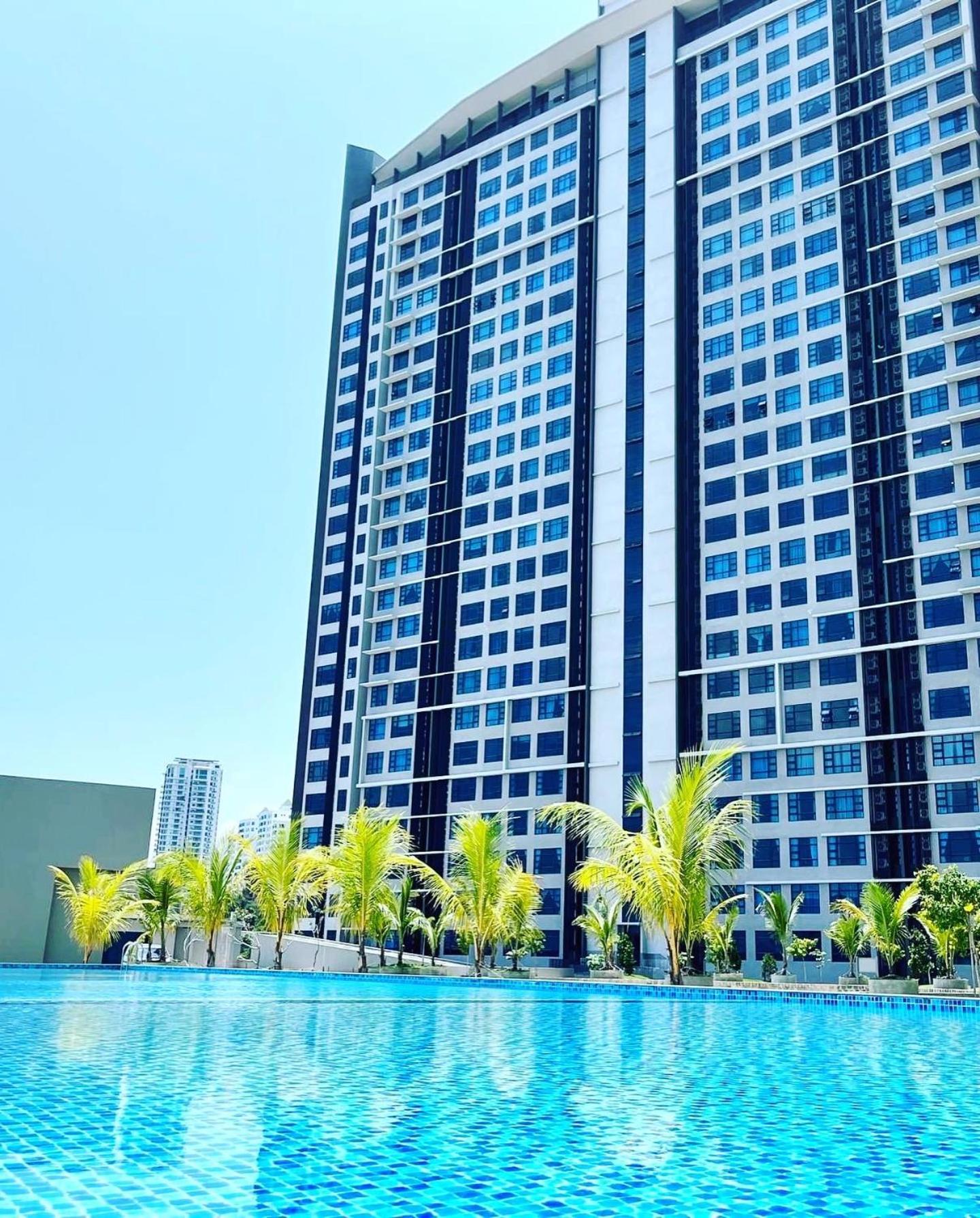 Jesselton Quay - Suite 1 By Staycation Suites Kk Kota Kinabalu Luaran gambar